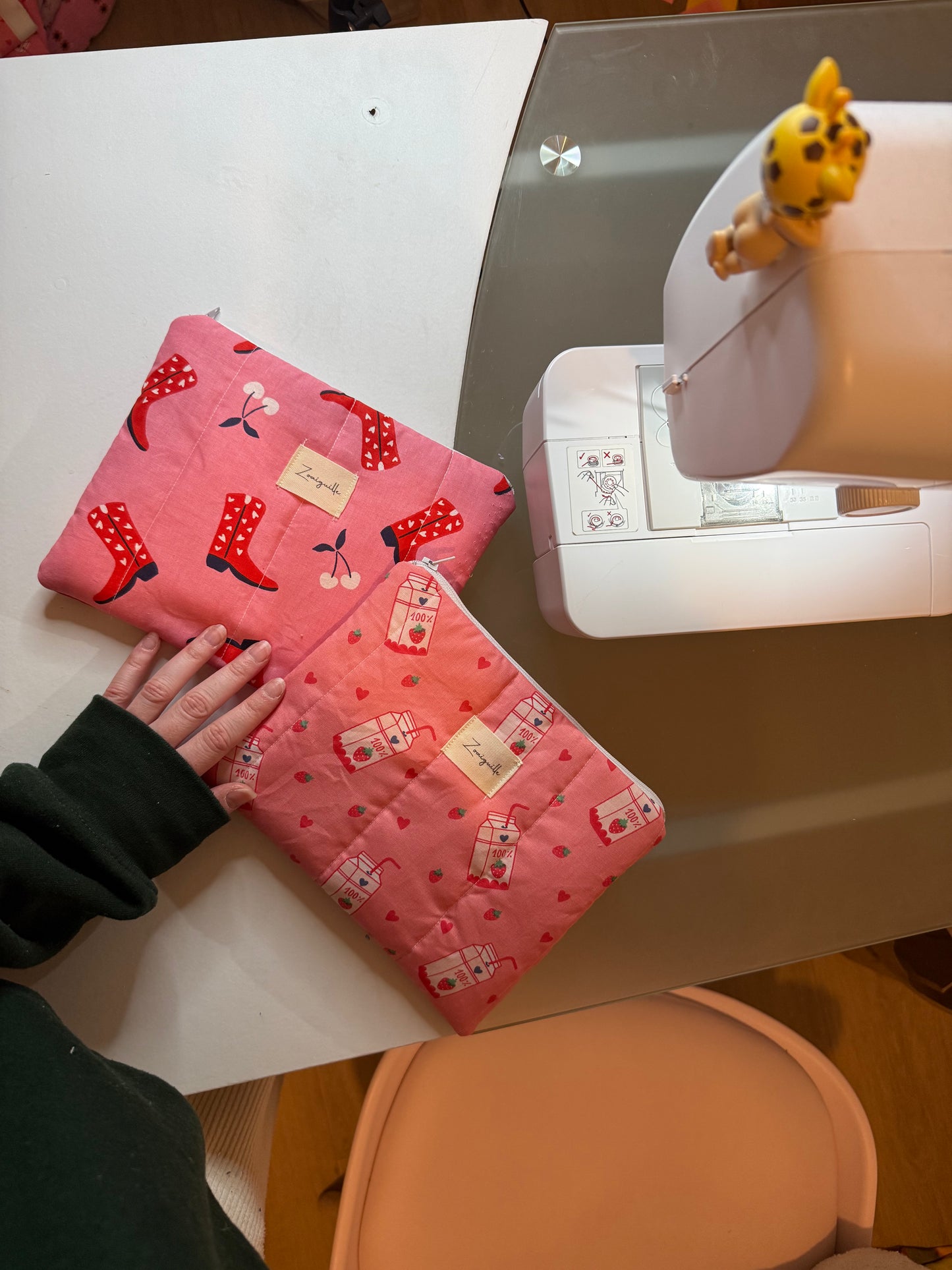 Pochettes personnalisées santiags et brique de lait